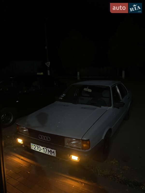 Седан Audi 80 1980 в 