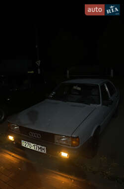 Седан Audi 80 1980 в 