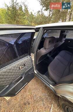 Седан Audi 80 1987 в 