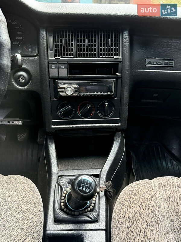 Седан Audi 80 1992 в Харькове фото 42 Седан Audi 80 1992 в Харькове