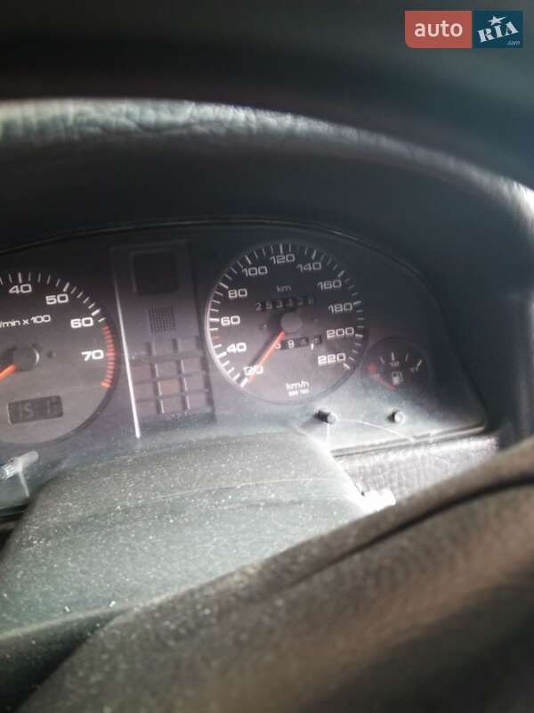 Седан Audi 80 1993 в Києві