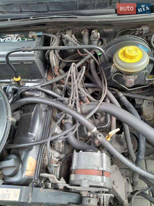 Седан Audi 80 1992 в Києві