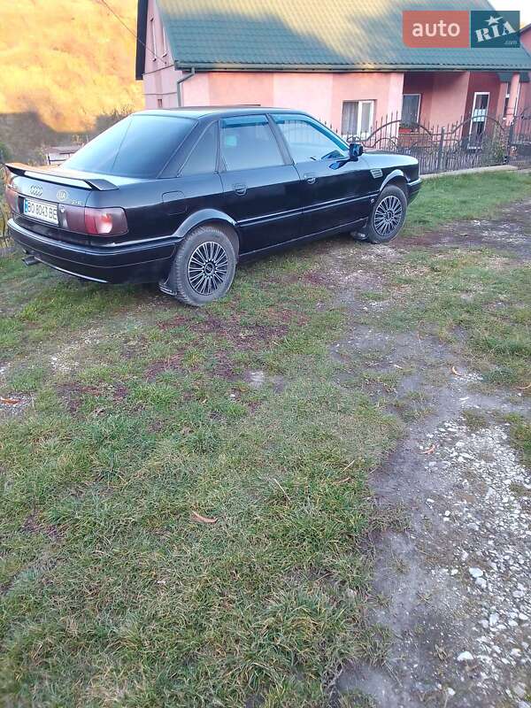 Седан Audi 80 1992 в Підволочиську