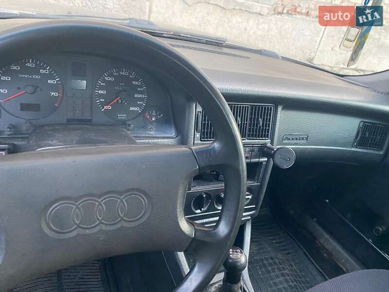 Седан Audi 80 1992 в Умани фото 4 Седан Audi 80 1992 в Умани
