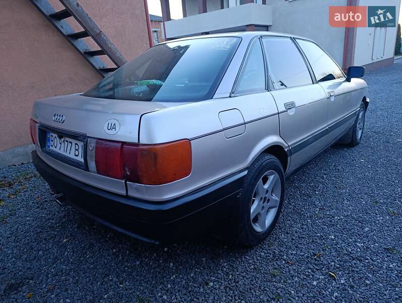 Седан Audi 80 1987 в Ланівці