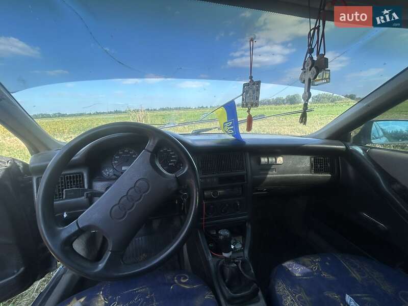 Седан Audi 80 1988 в Уланові фото 7 Седан Audi 80 1988 в Уланові