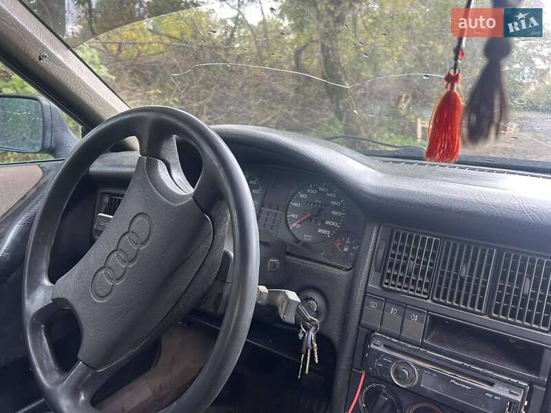Седан Audi 80 1988 в Уланові фото 8 Седан Audi 80 1988 в Уланові