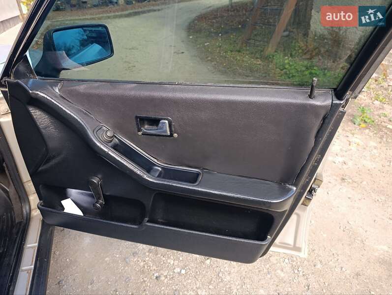 Седан Audi 80 1987 в Ланівці