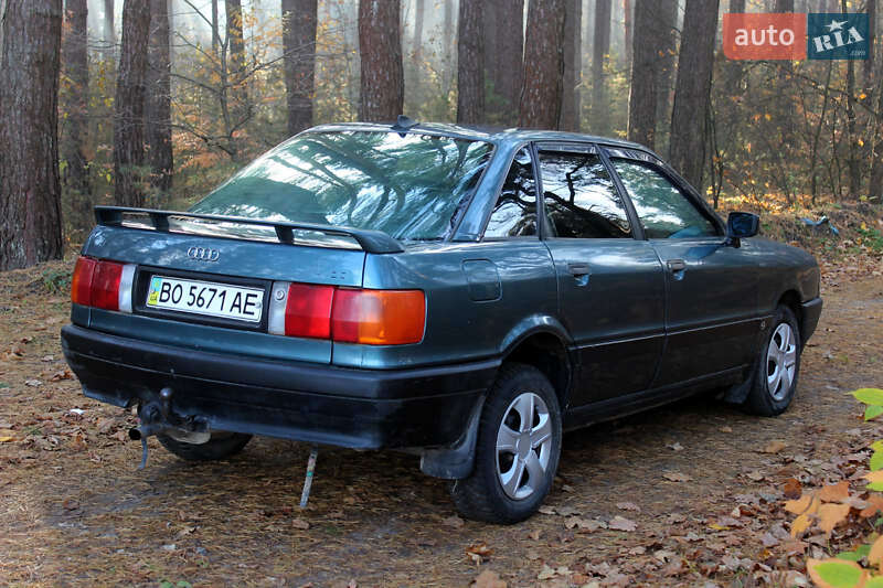 Седан Audi 80 1990 в Кременці
