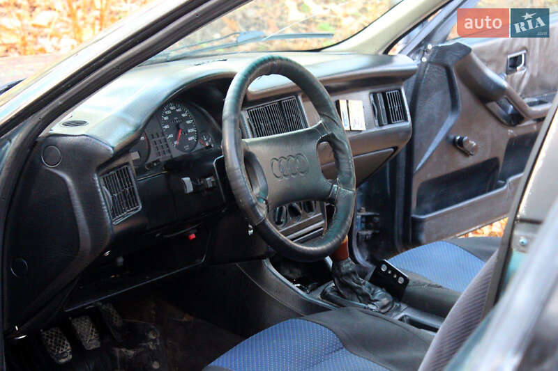 Седан Audi 80 1990 в Кременці