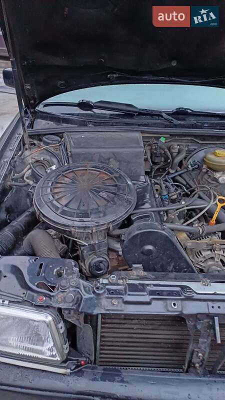 Седан Audi 80 1993 в Бершади