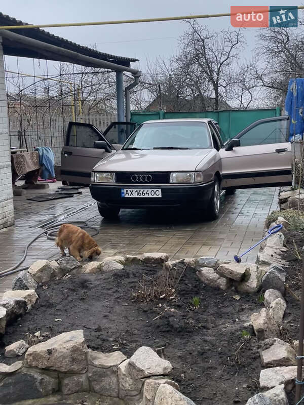 Седан Audi 80 1987 в Харькове