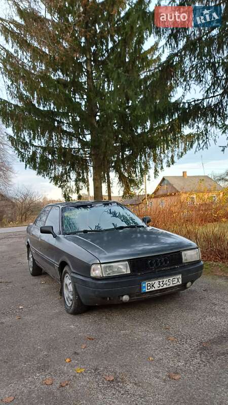 Седан Audi 80 1991 в Дубровице