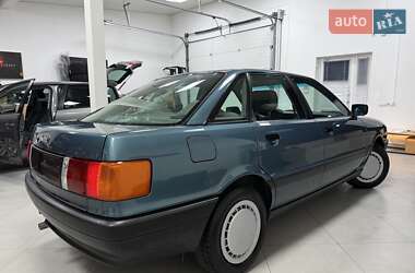 Седан Audi 80 1990 в Дрогобыче