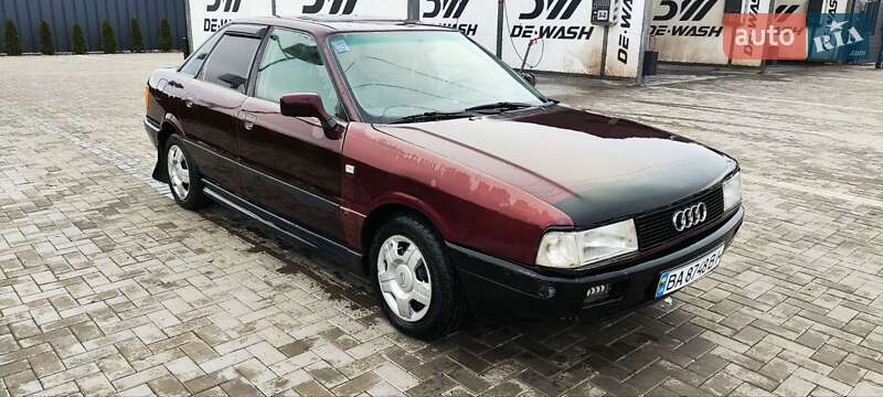 Седан Audi 80 1988 в Помошной