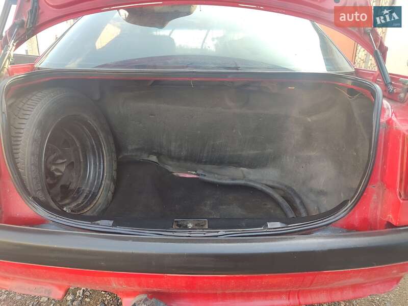 Седан Audi 80 1987 в Кривому Розі