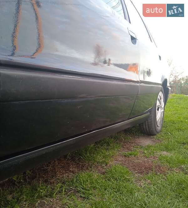 Седан Audi 80 1989 в Ровно