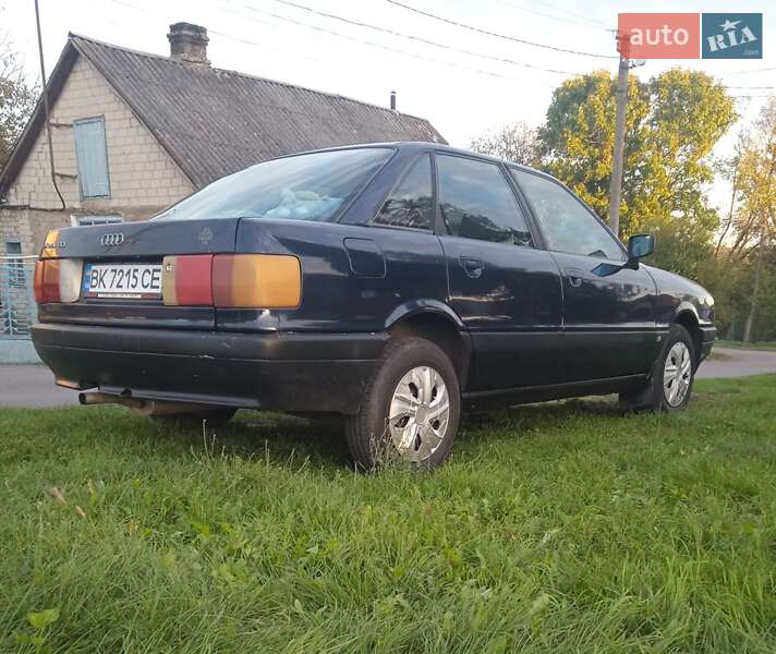 Седан Audi 80 1989 в Ровно