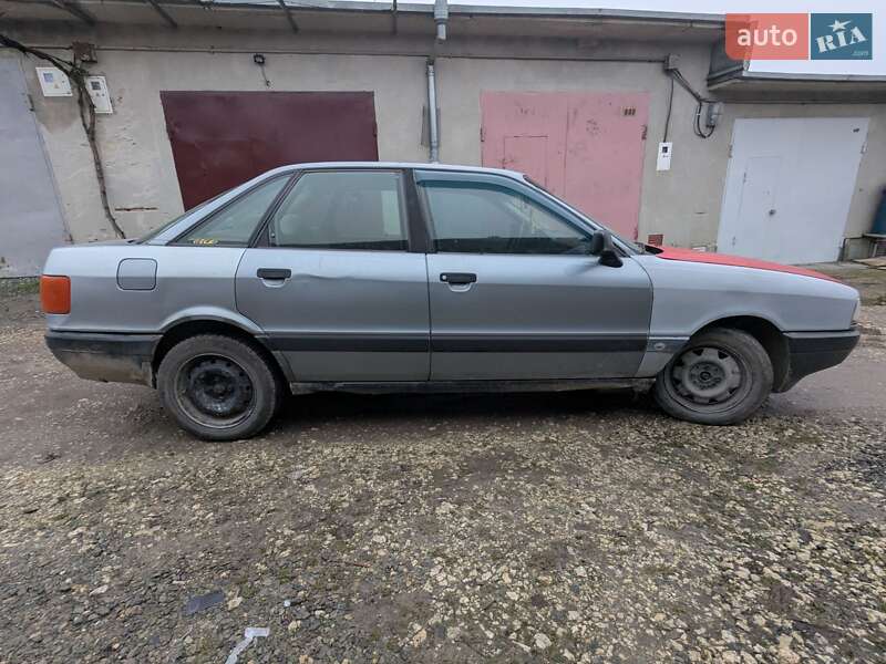 Седан Audi 80 1988 в Тернополі