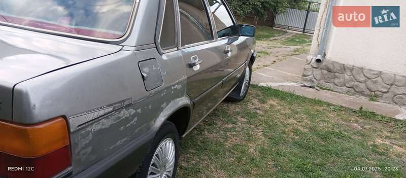 Седан Audi 80 1986 в Кельменцях
