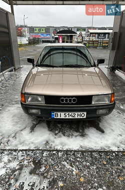 Седан Audi 80 1989 в Хороле