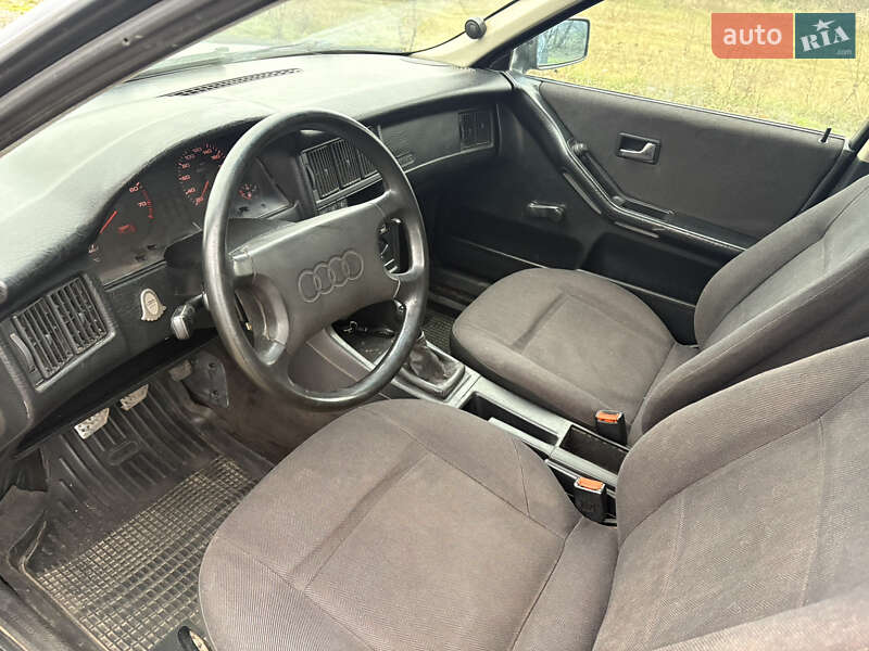 Седан Audi 80 1991 в Ромнах фото 9 Седан Audi 80 1991 в Ромнах