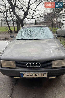 Седан Audi 80 1987 в Черкасах