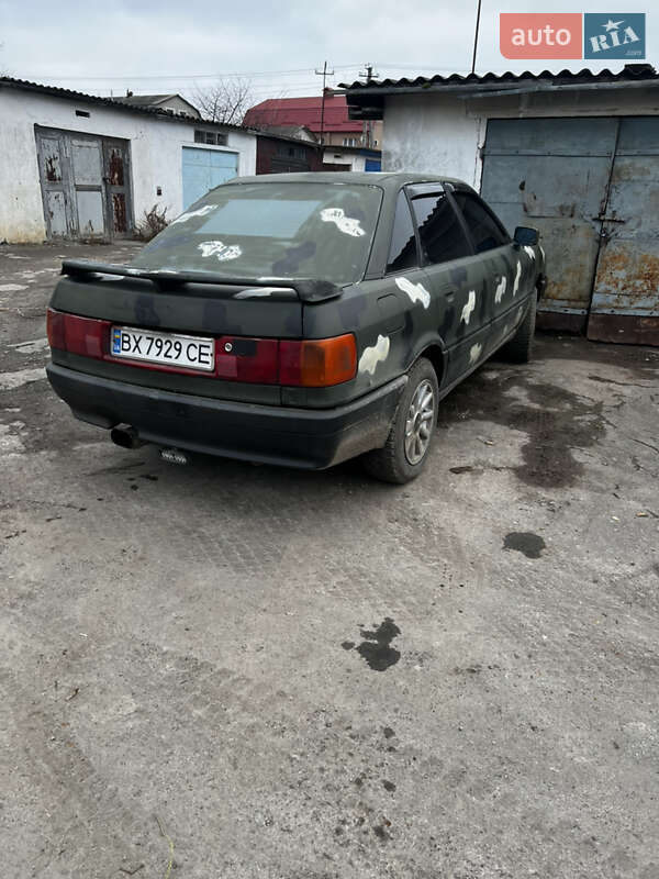 Седан Audi 80 1991 в Городке фото 5 Седан Audi 80 1991 в Городке