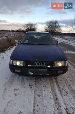 Седан Audi 80 1987 в Луцке