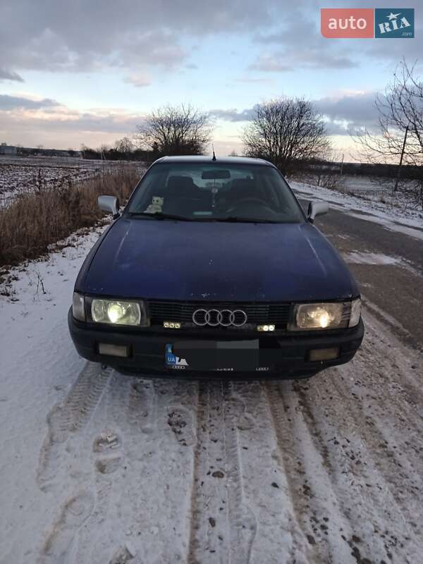 Седан Audi 80 1987 в Луцьку