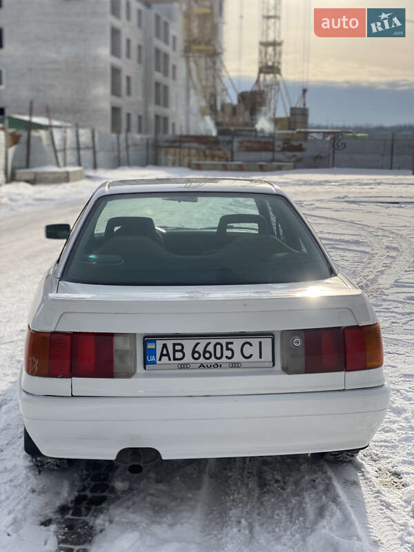 Седан Audi 80 1989 в Виннице