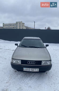 Седан Audi 80 1987 в Смыге