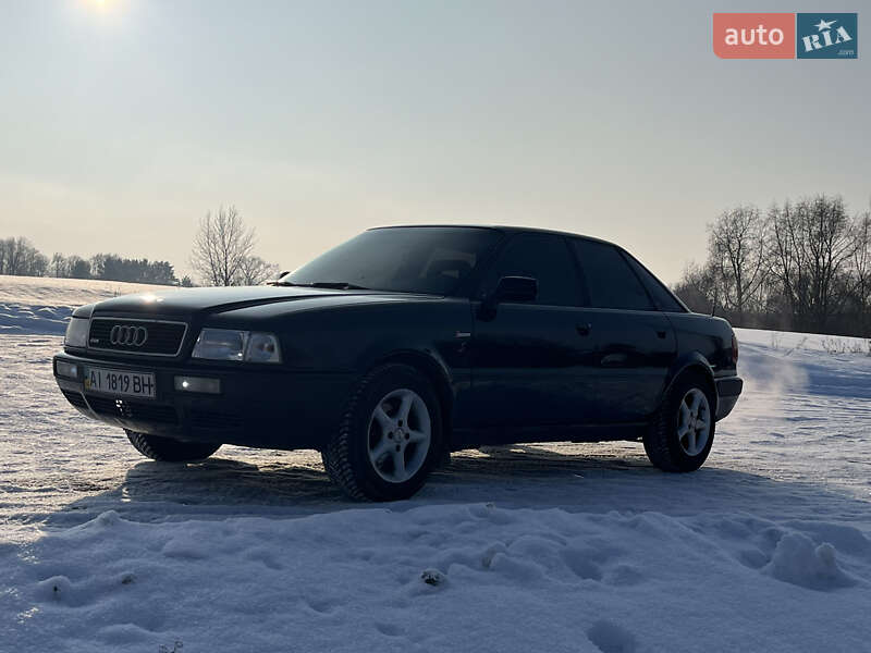 Седан Audi 80 1993 в Глухове