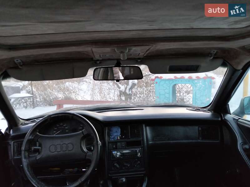 Седан Audi 80 1991 в Гощі