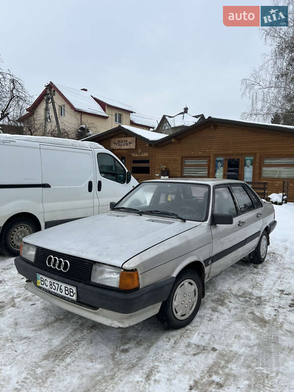 Седан Audi 80 1985 в Городку фото Седан Audi 80 1985 в Городку