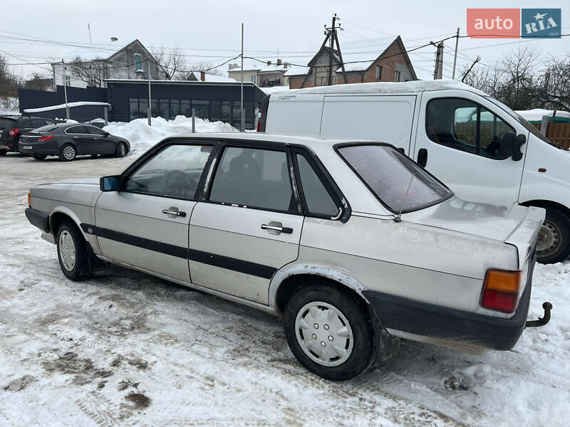Седан Audi 80 1985 в Городку фото 4 Седан Audi 80 1985 в Городку