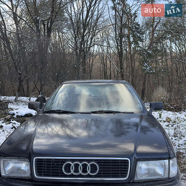 Седан Audi 80 1990 в Кременце