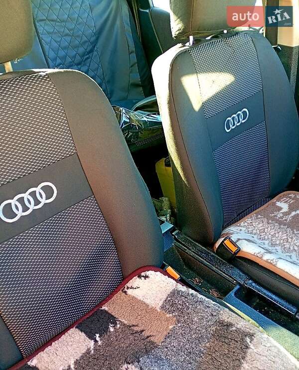 Седан Audi 80 1987 в Любомлі