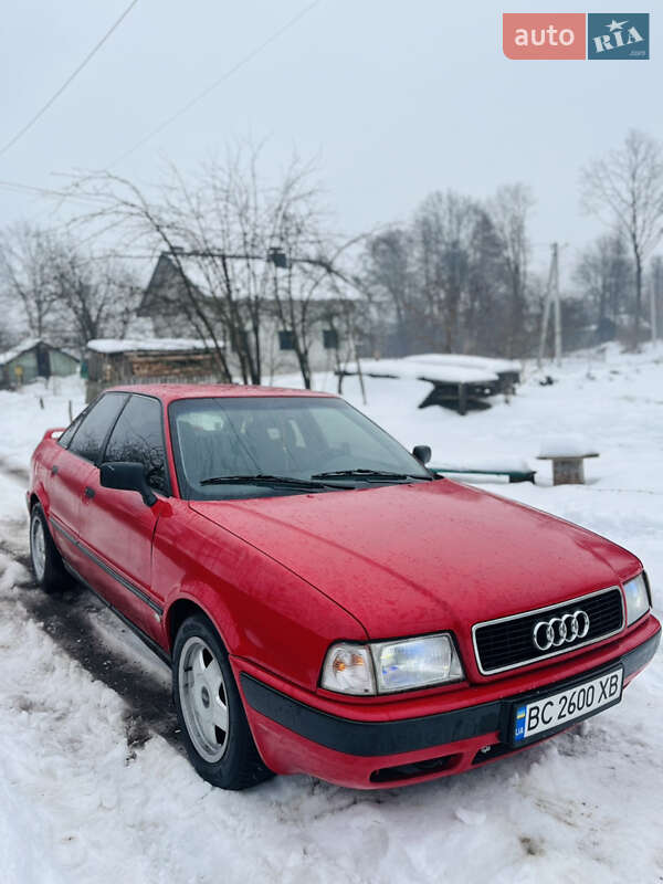 Седан Audi 80 1992 в Новояворівську