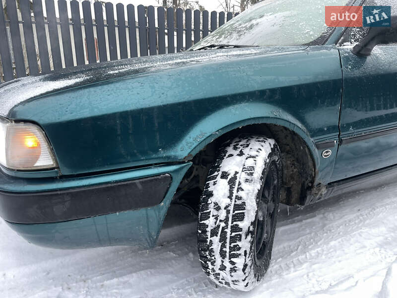 Седан Audi 80 1992 в Глинянах
