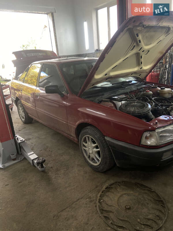 Седан Audi 80 1987 в Жовкві