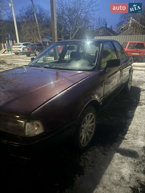 Седан Audi 80 1992 в Чернівцях