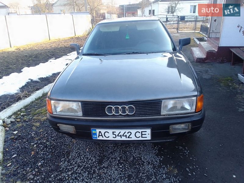 Седан Audi 80 1986 в Ковеле