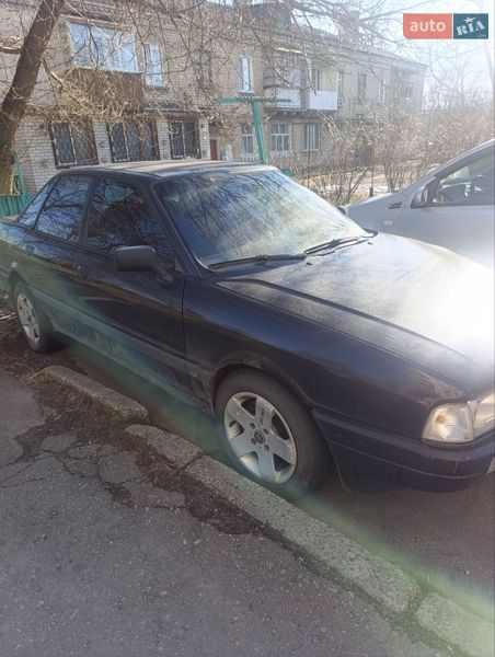 Седан Audi 80 1987 в Кременчуці