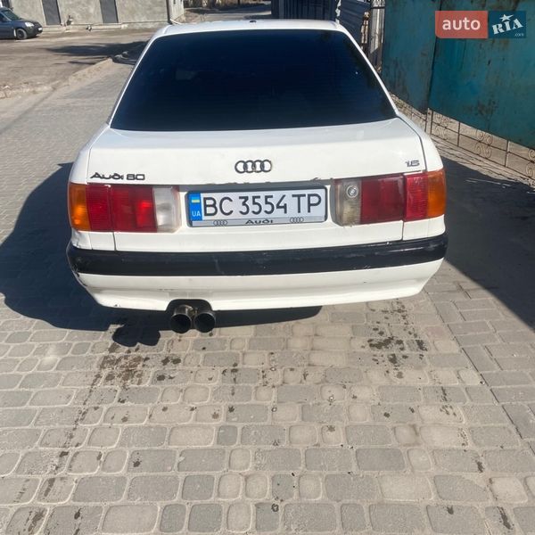 Седан Audi 80 1989 в Городке фото 5 Седан Audi 80 1989 в Городке