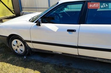 Седан Audi 80 1989 в Буске