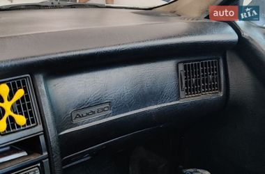 Седан Audi 80 1989 в Буске