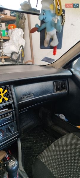 Седан Audi 80 1989 в Буске