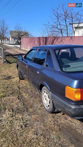 Седан Audi 80 1988 в Носовке