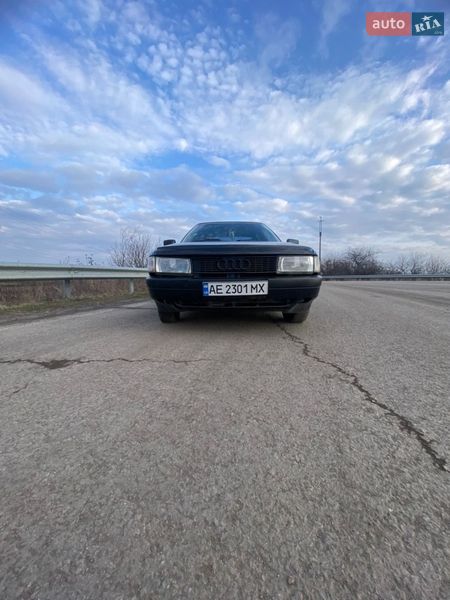 Седан Audi 80 1988 в Лозовой